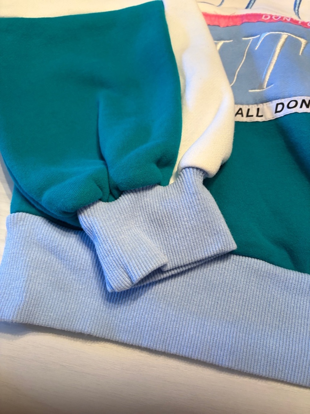 Colorblock 'Out of Office' Crewneck Sweatshirt by Yellow the Label - Picture 5 of 16